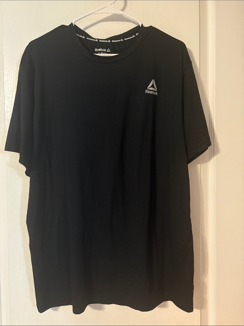 Reebok Men's Black Crew Neck Athletic T-Shirt